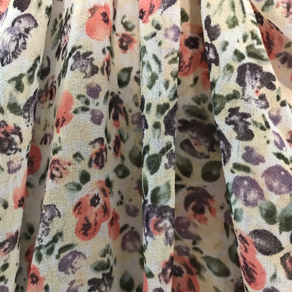 Dynamite Woman’s Size Small Sheer Top Blouse Crossover Back Straps Floral Boho - Picture 3 of 9